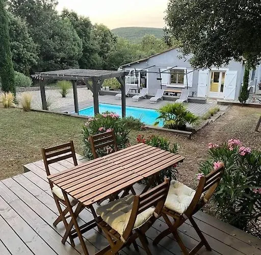 Les Chênes Verts Proche Gorges De L'ardèche Labastide-de-Virac