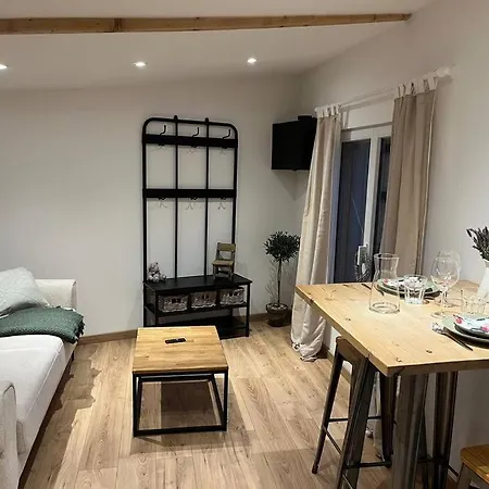 Les Chenes Verts Proche Gorges De L'ardeche Appartement